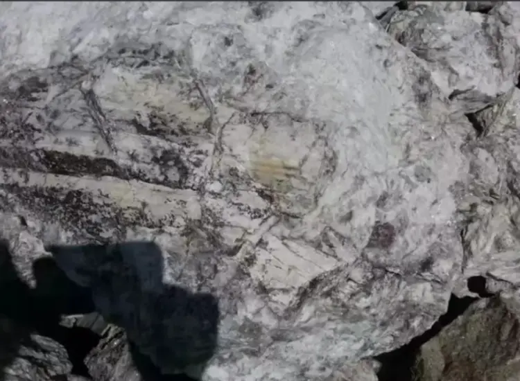 Test on Lithium Extraction from Spodumene